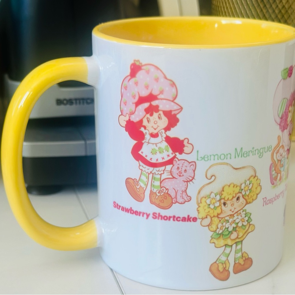 Strawberry Shortcake Character Mug – 11 oz